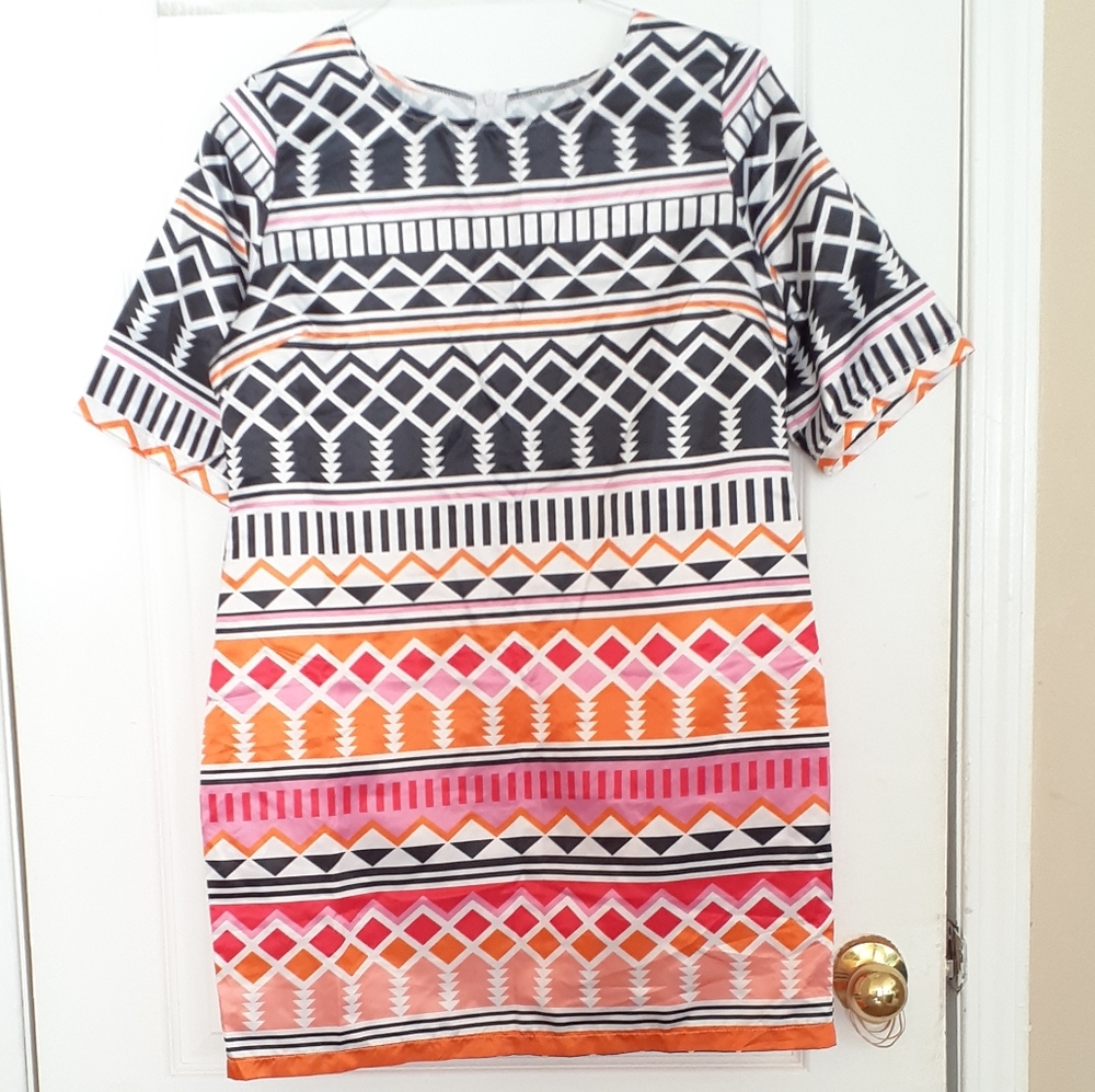 Aztic Print Dress - Picture 2 of 6